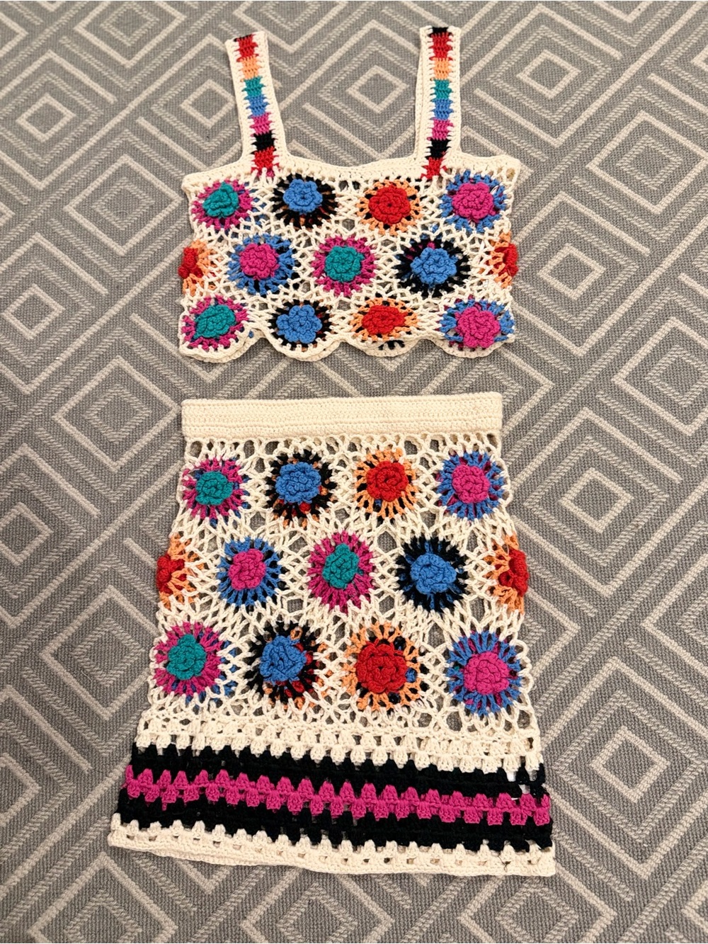 NEVER WORN Vici dessert sands crochet SET - Picture 2 of 3
